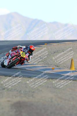 media/Nov-16-2024-CVMA (Sat) [[0e4bb1f32f]]/Race 11-Amateur Supersport Open/